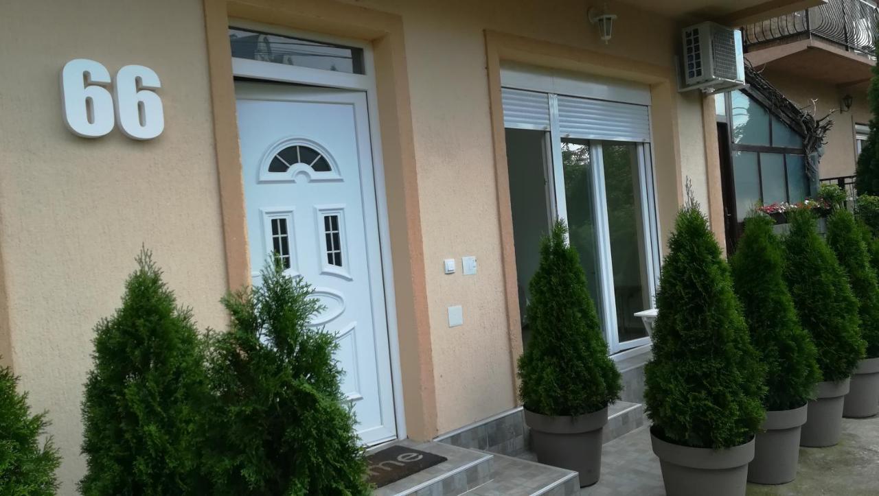 M4U Apartments Ni Esterno foto